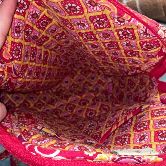 Vera Bradley Backpack- Retired pattern “Raspberry Fizz” - Picture 6 of 8